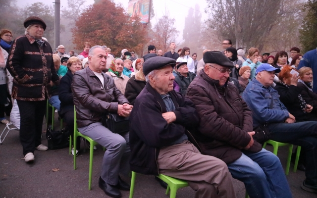 Продолжаются отчеты мэра Николаева: Александр Сенкевич встретился с жителями Центрального района Фото № 4 Продолжаются отчеты мэра Николаева: Александр Сенкевич встретился с жителями Центрального района Фото № 4