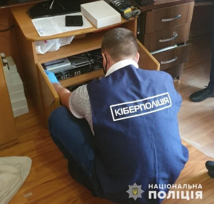 В Николаевской области киберполиция разоблачила распространителей «пиратского» контента» Фото № 1 В Николаевской области киберполиция разоблачила распространителей «пиратского» контента» Фото № 1
