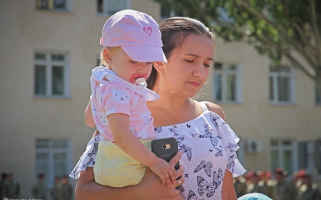 Жители Николаева почтили память павших десантников Фото № 83 Жители Николаева почтили память павших десантников Фото № 83