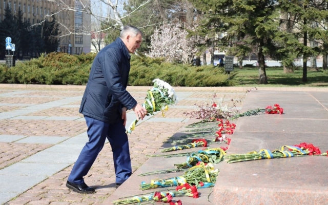 Сегодня Николаев отмечает 76-ю годовщину освобождения от нацистских оккупантов (ФОТО) Фото № 3 Сегодня Николаев отмечает 76-ю годовщину освобождения от нацистских оккупантов (ФОТО) Фото № 3