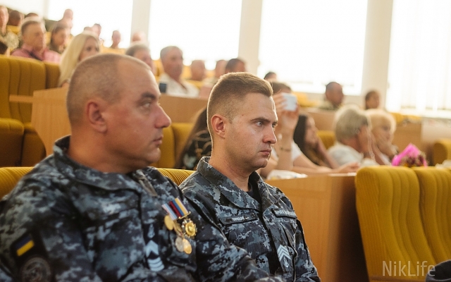 В Николаевском облсовете наградили военнослужащих Фото № 3 В Николаевском облсовете наградили военнослужащих Фото № 3