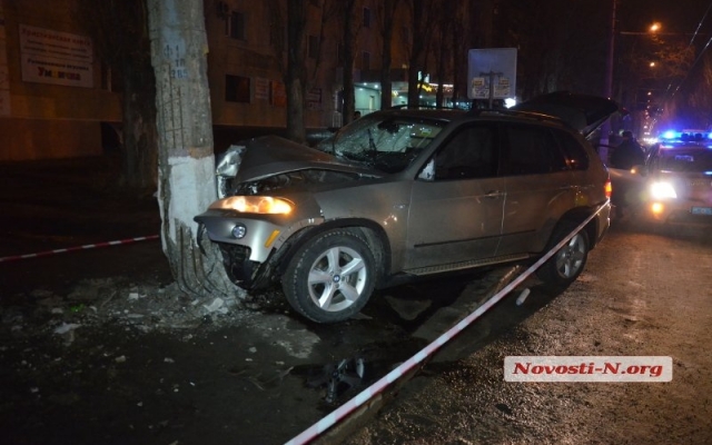 Женщина пострадала в результате ДТП в Центре Николаева Фото № 6 Женщина пострадала в результате ДТП в Центре Николаева Фото № 6