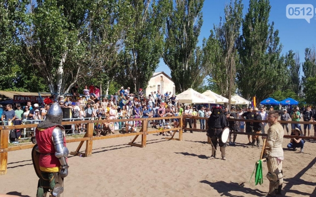 В Николаеве проходит III Рыцарский фестиваль исторического средневекового боя «Кубок Ольвии-2018» Фото № 6 В Николаеве проходит III Рыцарский фестиваль исторического средневекового боя «Кубок Ольвии-2018» Фото № 6