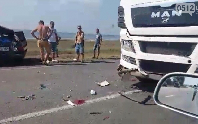 Возле Коблево произошло масштабное ДТП Фото № 1 Возле Коблево произошло масштабное ДТП Фото № 1