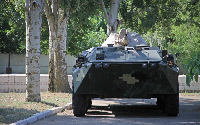 Жители Николаева почтили память павших десантников Фото № 26 Жители Николаева почтили память павших десантников Фото № 26