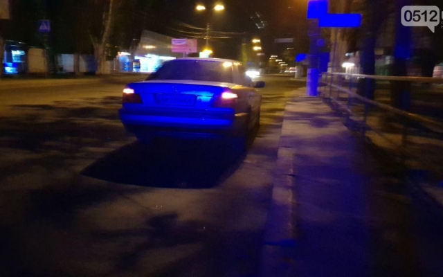 Патрульные остановили пьяного водителя, который создавал аварийные ситуации на дороге Фото № 3 Патрульные остановили пьяного водителя, который создавал аварийные ситуации на дороге Фото № 3