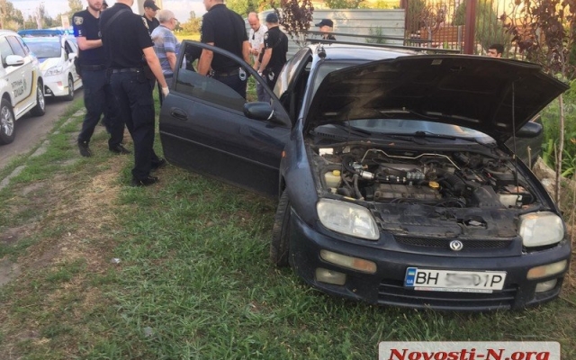 На выезде из Николаева автомобиль слетел с дороги, в машине находились трое с признаками серьезного наркотического опьянения Фото № 0 На выезде из Николаева автомобиль слетел с дороги, в машине находились трое с признаками серьезного наркотического опьянения Фото № 0