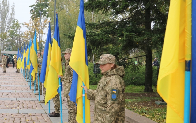 В Николаеве прошли торжества ко Дню освобождения Украины от нацистских захватчиков Фото № 2 В Николаеве прошли торжества ко Дню освобождения Украины от нацистских захватчиков Фото № 2