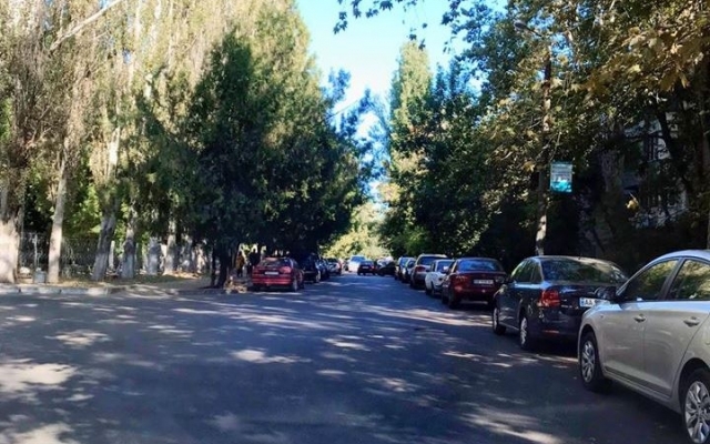 Одна сделана, вторую начинаем - ремонт дорог возле николаевских областных медицинских учреждений Фото № 0 Одна сделана, вторую начинаем - ремонт дорог возле николаевских областных медицинских учреждений Фото № 0