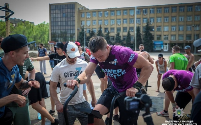 Николаевские патрульные завоевали звание «Самая физически подготовленная команда» среди команд силовых структур Фото № 3 Николаевские патрульные завоевали звание «Самая физически подготовленная команда» среди команд силовых структур Фото № 3
