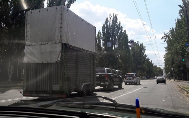 В Николаевском зоопарке уже поселился первый жираф по кличке Нуру, родившийся в чешском зоопарке Оломоуц Фото № 4 В Николаевском зоопарке уже поселился первый жираф по кличке Нуру, родившийся в чешском зоопарке Оломоуц Фото № 4