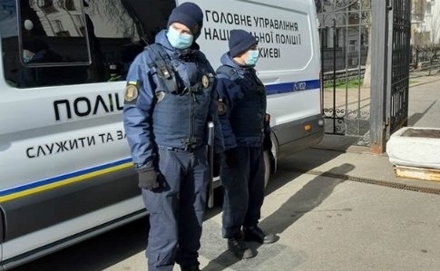 В Николаеве за приезжими из-за границы установлен контроль. При необходимости врачи обращаются в полицию. Фото № 0 В Николаеве за приезжими из-за границы установлен контроль. При необходимости врачи обращаются в полицию. Фото № 0