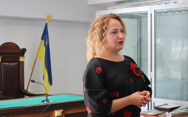 В Центральном суде города Николаева работники суда принимали поздравления Фото № 3 В Центральном суде города Николаева работники суда принимали поздравления Фото № 3
