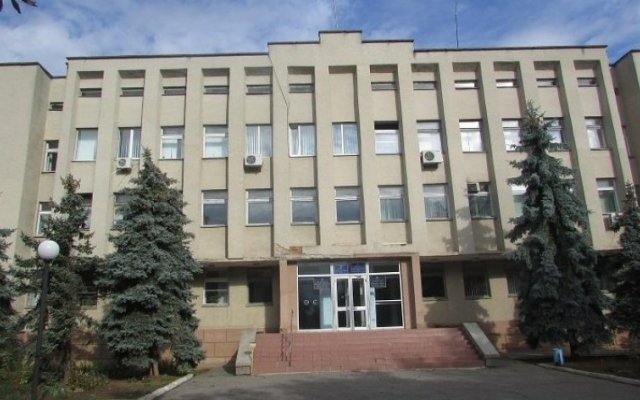 Работников Очаковской райгосадминистрации выселили из здания Фото № 0 Работников Очаковской райгосадминистрации выселили из здания Фото № 0