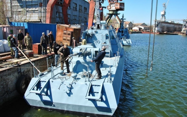 На судостроительном заводе спустили на воду два бронекатера после ремонта Фото № 5 На судостроительном заводе спустили на воду два бронекатера после ремонта Фото № 5