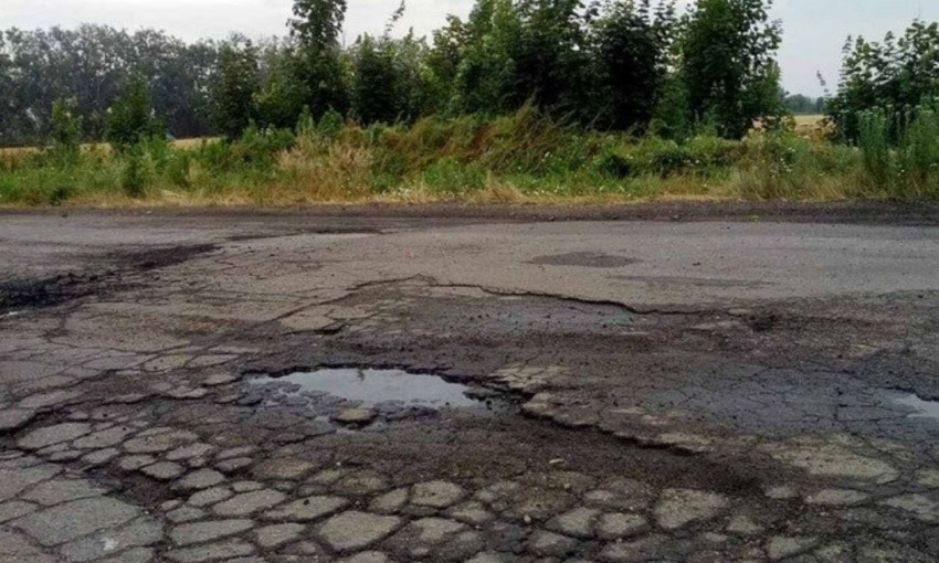 На Николаевщине показали состояние дороги «Вознесенск — Новый Буг» ( ВИДЕО)