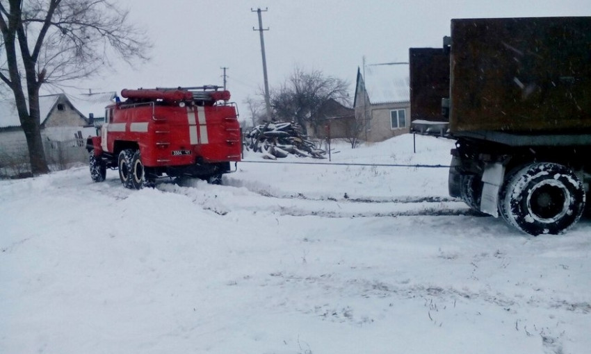 За сутки из снежных заносов на территории области было освобождено 2 автомобиля