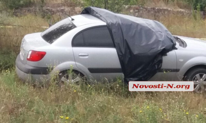 В Первомайске правоохранители обнаружили в автомобили водителя в огнестрельными ранениями