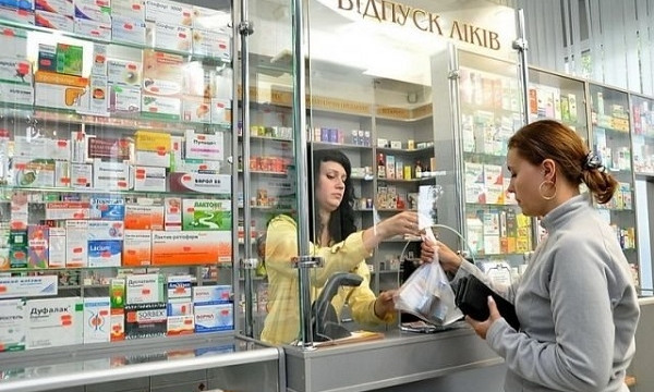 Коронавирус в Николаеве: вслед за масками и дезраствором из аптек исчезли спирт и парацетамол