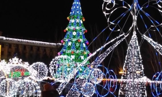В Николаеве праздник Нового года пройдет на не сданной в эксплуатацию Серой площади