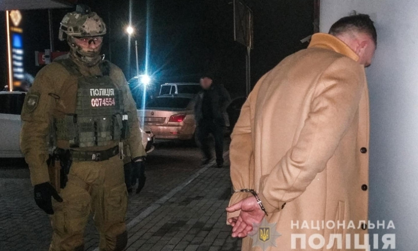 Вымогателей, которых задержали на АЗС в Николаеве отправили в СИЗО 