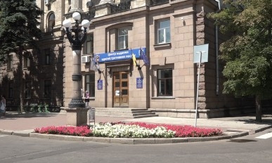 Николаевцы жалуются на работу ЦНАПа: «Пять минут обслужили – три часа простояла»