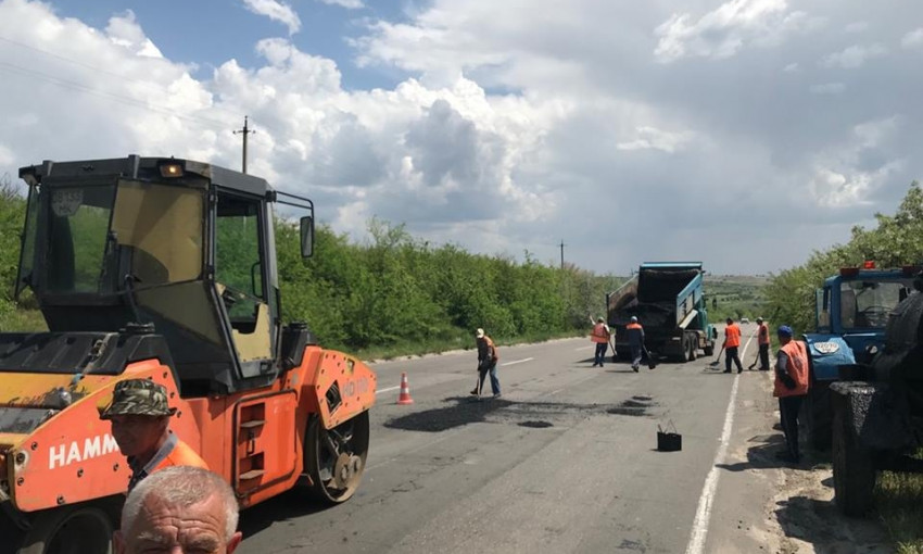 В Николаевской области активно проводится ремонт стратегически важных дорог