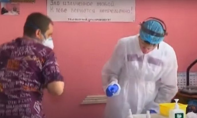 На коронавирус проверят более 2000 рабочих на НГЗ (видео)