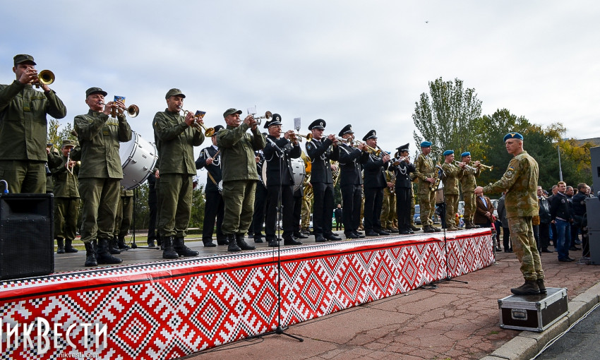 Фоторепортаж с празднования Дня защитника Украины в Николаеве
