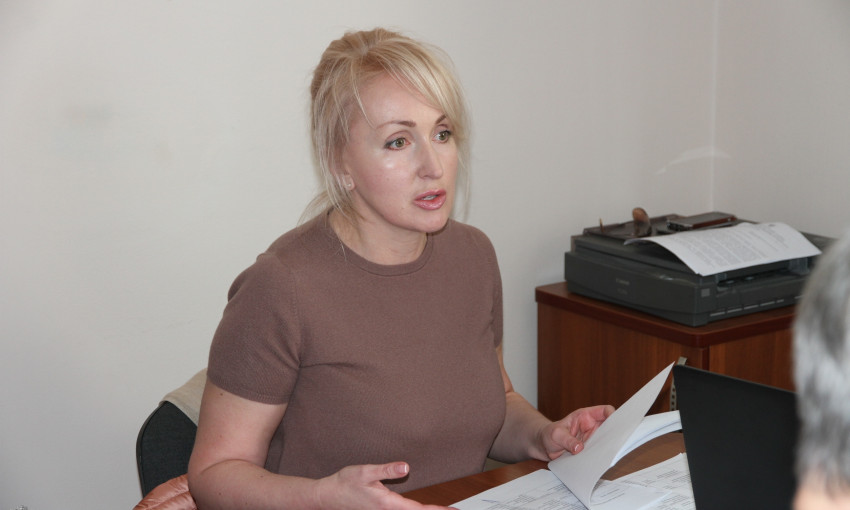 Казакова рассказала, что вольна в принятии решений, но понимает, что депутаты могут ее в любой момент уволить