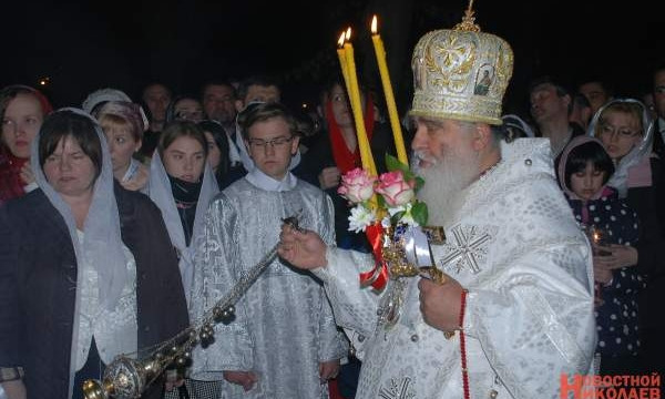 Николаевцы прошли крестным ходом