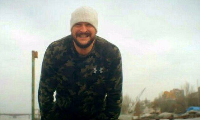 В новой короткометражке Савченко побегал в яхт-хлубе и предпочел Николаев Италии