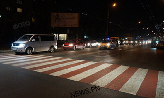 Николаевцы жалуются на плохое освещение пешеходных переходов в вечернее и ночное время суток