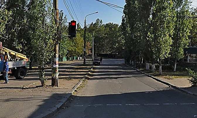 Мэрия Николаева под конец года заказывает ремонт небольшого участка улицы Карпенко за 2,5 миллиона гривен