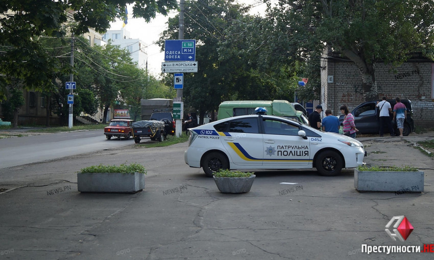 В Николаеве возле педуниверситета произошло тройное ДТП