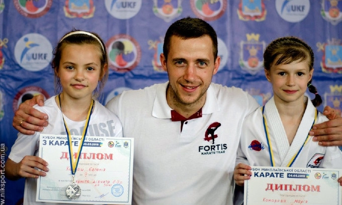 Юные каратисты Николаева завоевали золотые медали