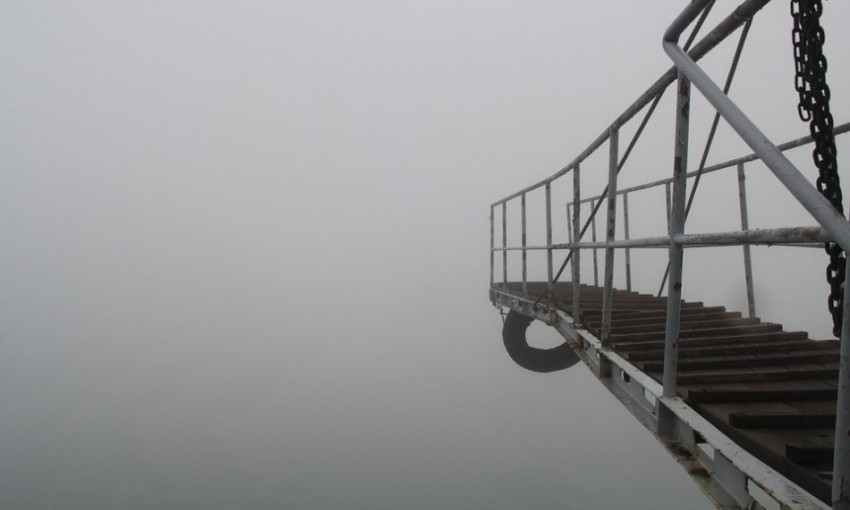 Из-за тумана ограничена лоцманская проводка судов в Николаеве