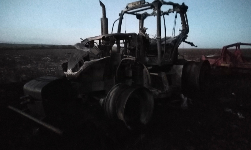 В Новобугском районе во время полевых работ загорелся трактор New Holland