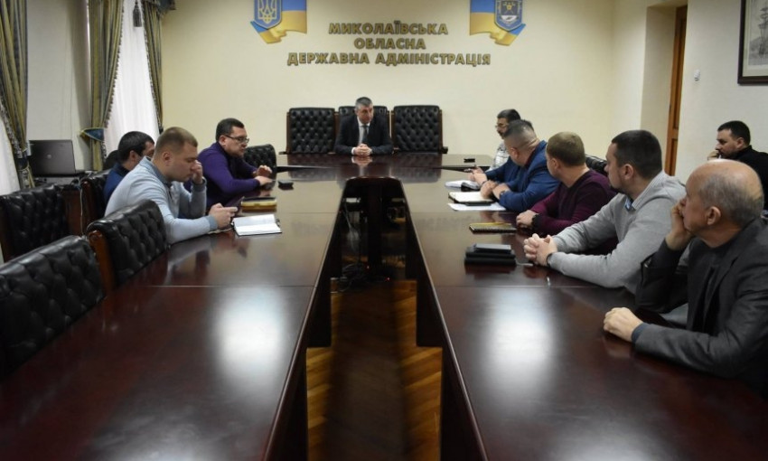 В Николаеве уволен маршрутчик, который требовал от АТОшников просить разрешения зайти в салон