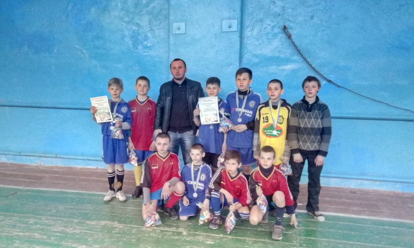 В Новом Буге провели детский турнир по футзалу, посвященное 75-й годовщине освобождения города от фашистов