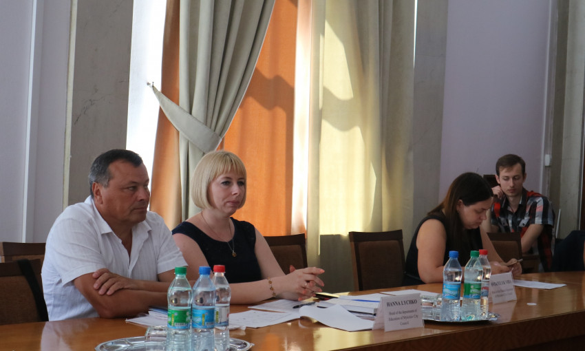 Владимир Крыленко провел встречу с представителями ЕБРР и IFC , стороны обсудили возможные направления сотрудничества