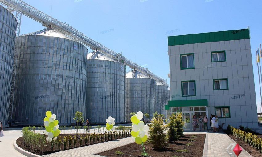 Возле Николаева запустили масштабный перегрузочный комплекс зерновых «БПБ»