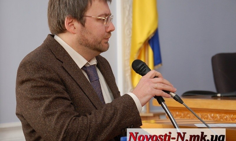 Советник Сенкевича получает оклад на уровне вице-мэра