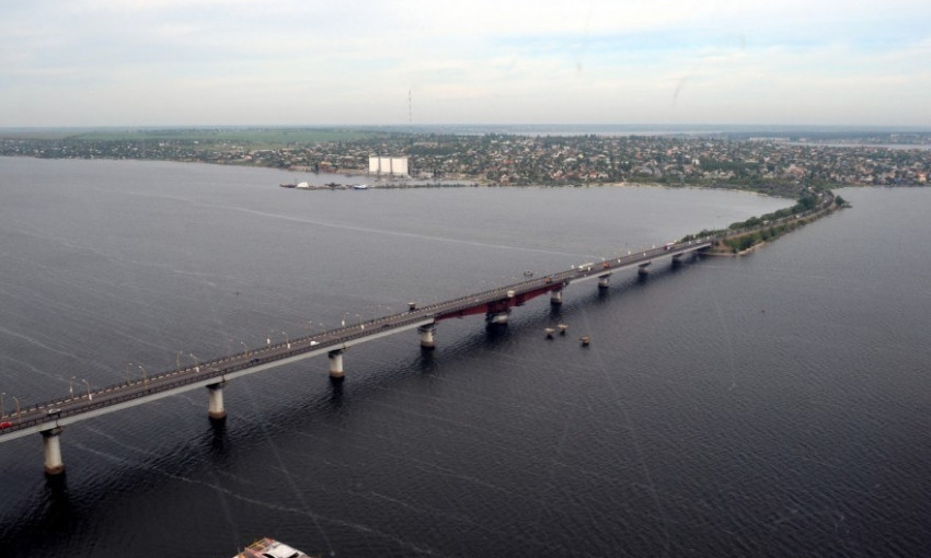В Укравтодоре согласны принять лишь один из трех мостов Николаева