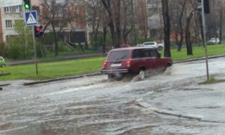 В Ближайшие два часа в Николаеве ожидается штормовое предупреждение