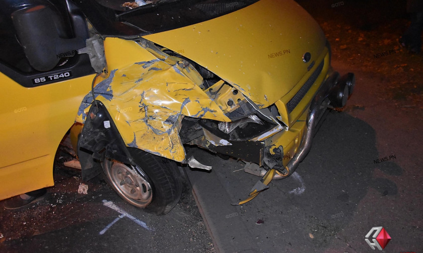 Пьяный водитель врезался трижды в автомобиль, образовался большой затор