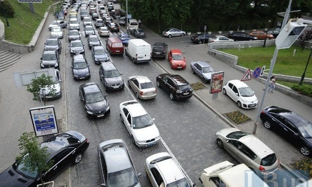 С начала года автовладельцы уплатили больше 4 млн грн транспортного налога в Николаевской области