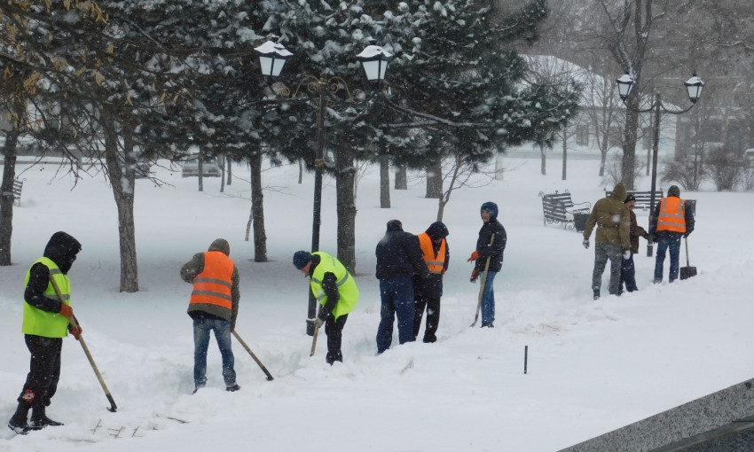 К расчистке Николаевщины от снега привлекли 125 безработных