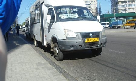 В Николаеве произошел очередной инцидент при участии водителя маршрутки