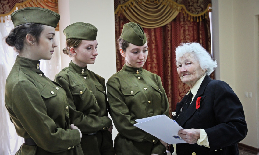 В канун Дня Победы руководство города и области встретились с ветеранами Второй мировой войны